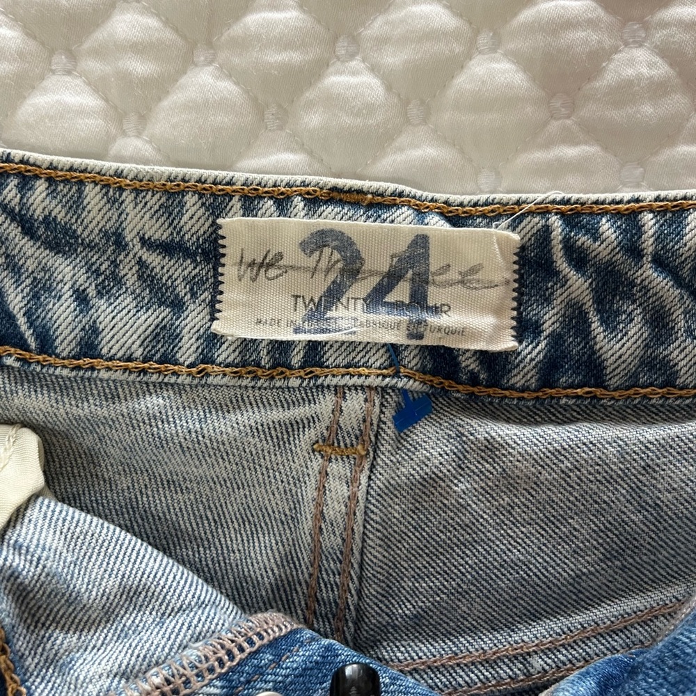 We The Free Jean Shorts 24 - Picture 5 of 11